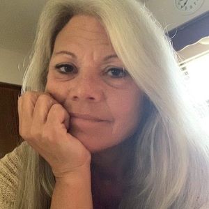 Meet your Posher, Rhonda